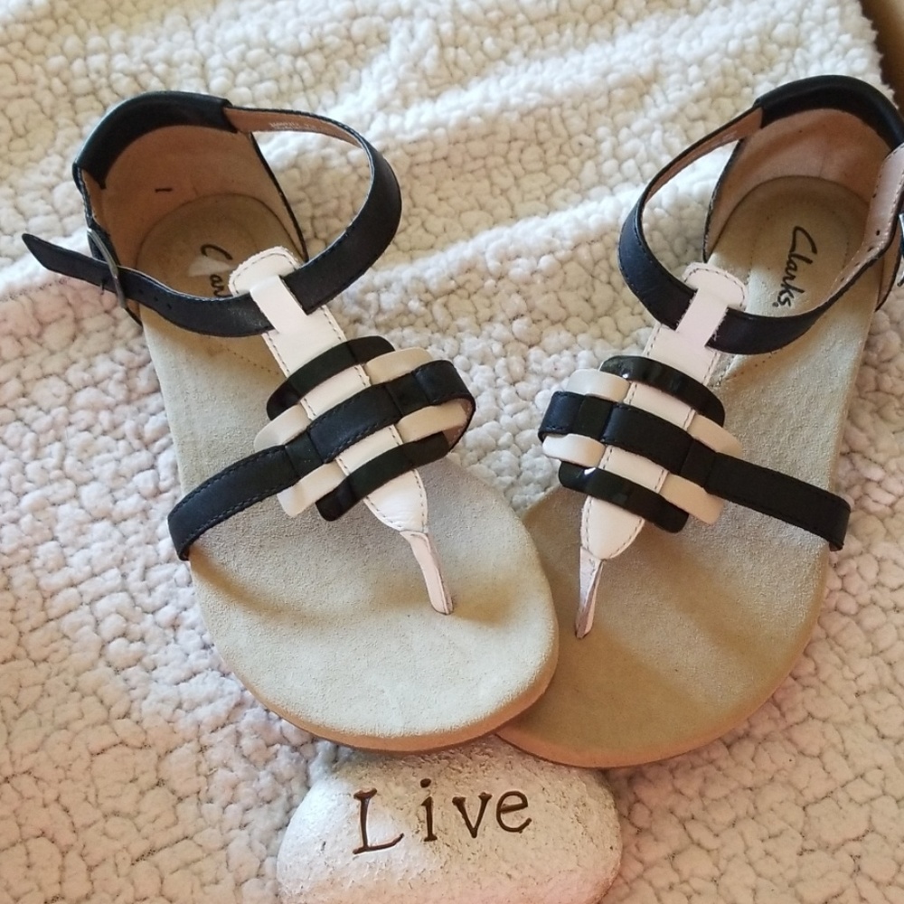 ❤New Clark sandals...darling..❤